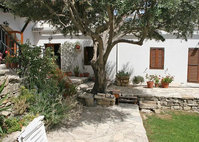 Cobblers Villa Maróni