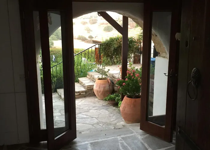 Cobblers Villa Maroni